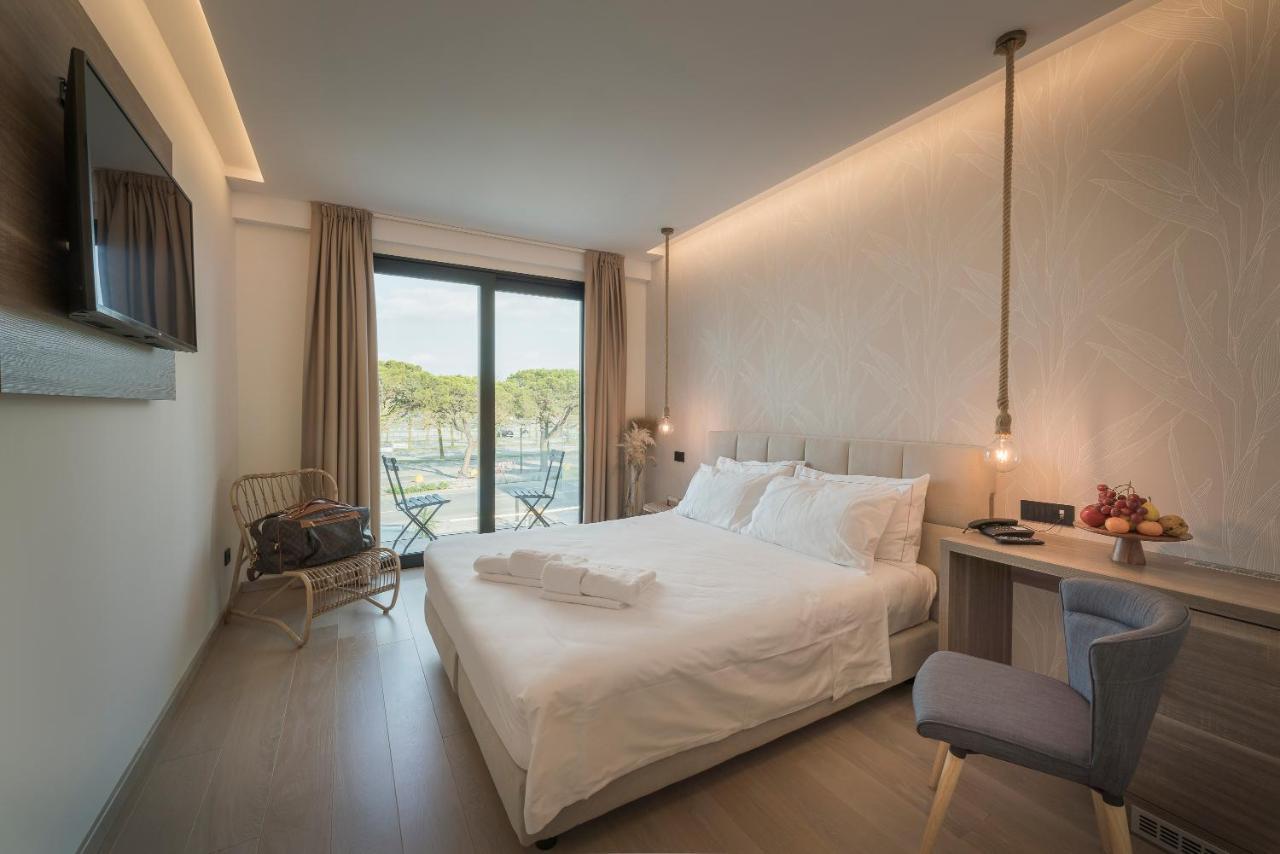 Hotel Vinci 西尔米奥奈 外观 照片