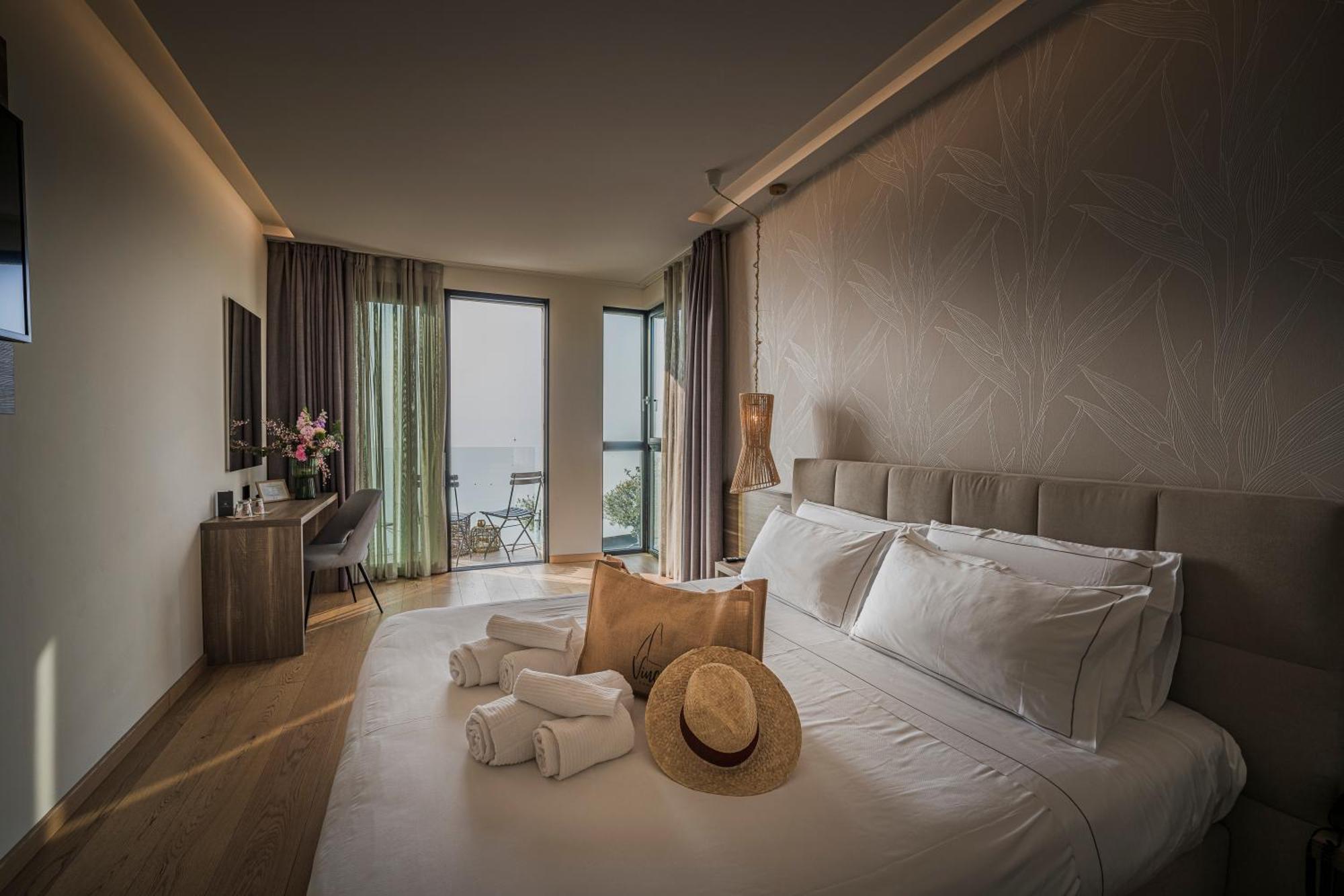 Hotel Vinci 西尔米奥奈 外观 照片